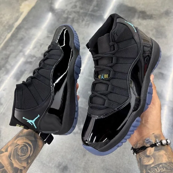 Jordan Retro 11 Negra