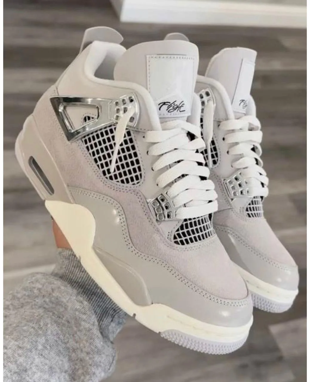 Jordan Retro 4 Frozen
