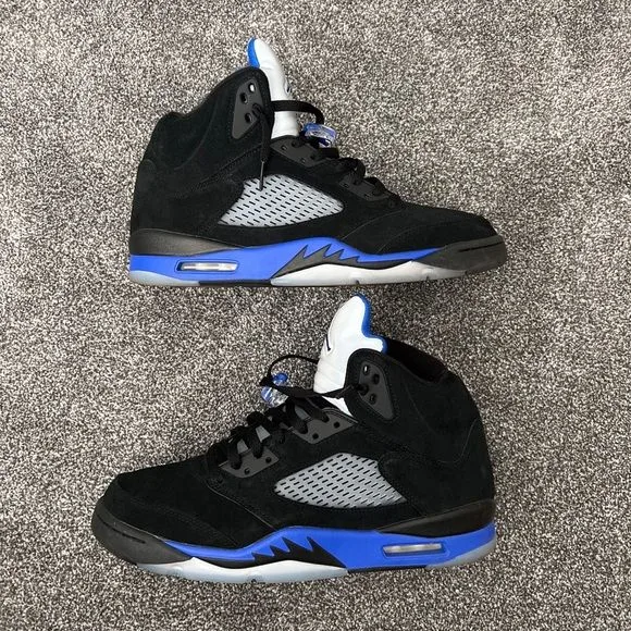 Jordan Retro 5 Negra Azul